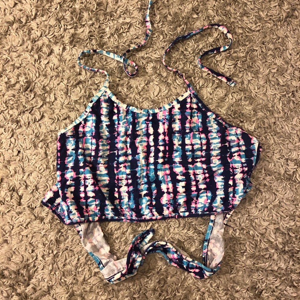 Brand new never worn BOOHOO crop top